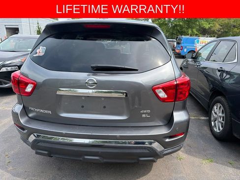 Used 2020 Nissan Pathfinder SL AWD/4WD image 6