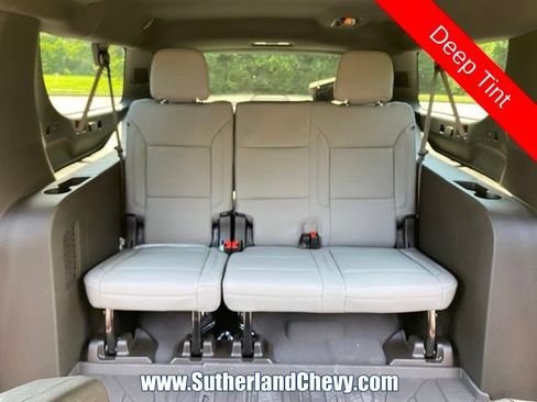 New 2026 Chevrolet Suburban LT w/ Comfort Package AWD/4WD image 47