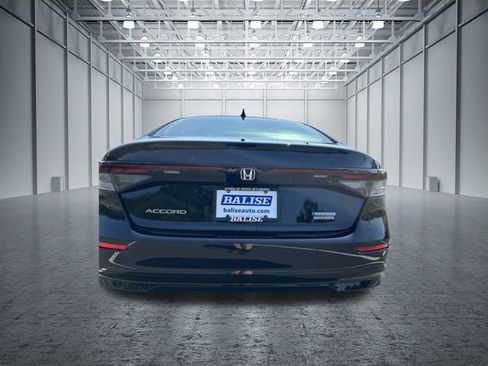 Used 2025 Honda Accord Touring image 18