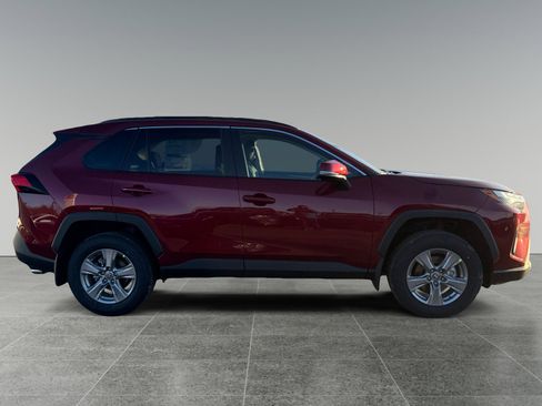 New 2025 Toyota RAV4 XLE image 6