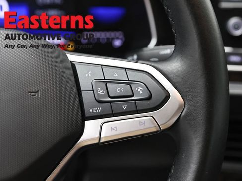 Used 2024 Volkswagen Jetta SE FWD image 16