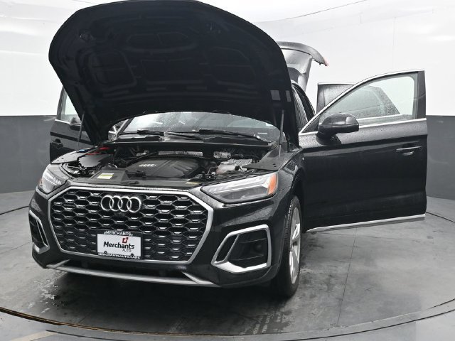 Used 2021 Audi Q5 Prestige w/ Prestige Package AWD/4WD image 44