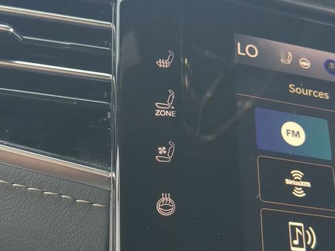 Used 2023 Jeep Grand Wagoneer L Series II w/ Premium Group II image 25