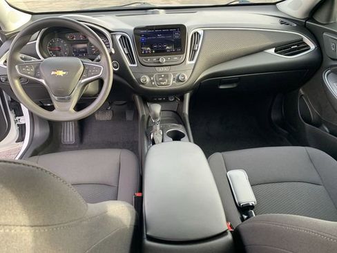 Certified 2024 Chevrolet Malibu LS image 19