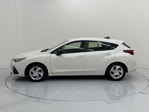 Certified 2025 Subaru Impreza 2.0i AWD/4WD image 3