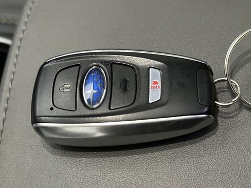 Certified 2025 Subaru Outback Onyx Edition image 39