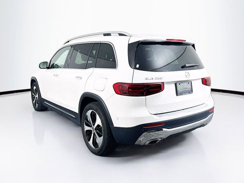Used 2025 Mercedes-Benz GLB 250 image 5
