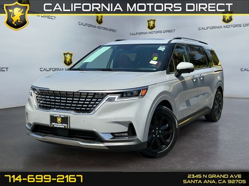 Used 2024 Kia Carnival SX Prestige FWD image 1