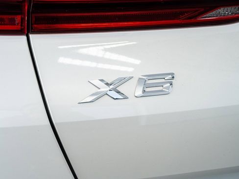 Used 2020 BMW X6 xDrive40i w/ M Sport Package image 27