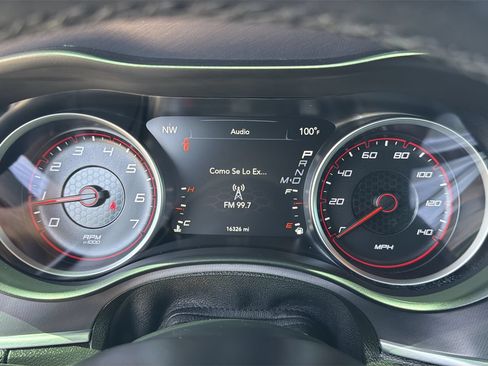 Used 2020 Dodge Charger SXT RWD image 29