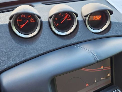 Used 2009 Nissan 370Z Touring w/ Sport Pkg image 13