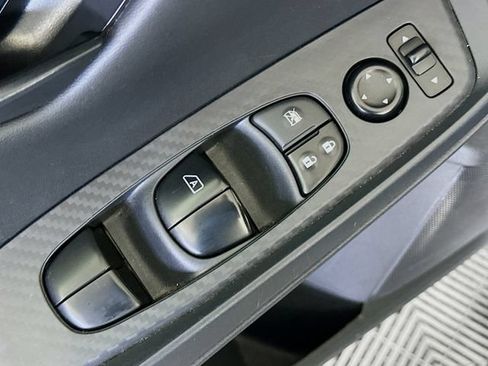 Used 2025 Nissan Sentra S FWD image 19