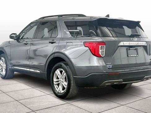 Certified 2022 Ford Explorer XLT w/ Equipment Group 202A image 10