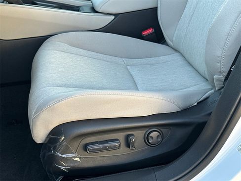 New 2025 Honda Accord SE image 13