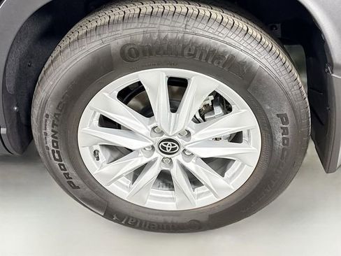 Certified 2026 Toyota Corolla Cross LE w/ Moonroof Package image 31