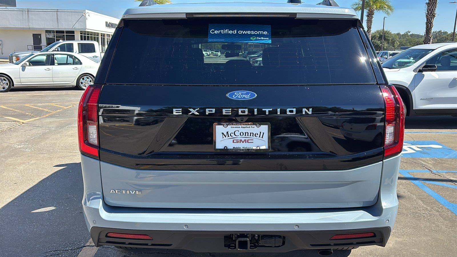Used 2026 Ford Expedition Active RWD image 6