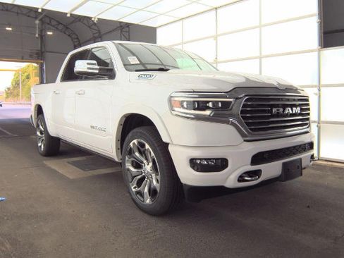 Used 2022 RAM 1500 Limited AWD/4WD image 6