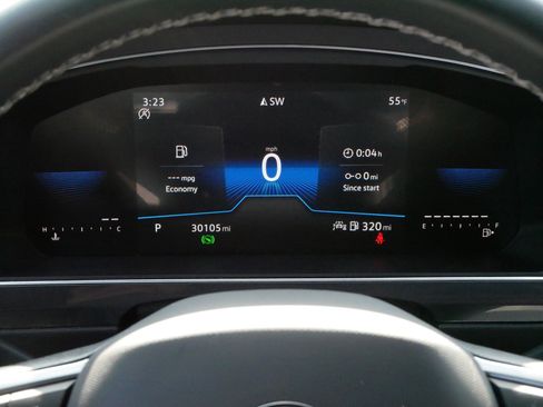 Certified 2023 Volkswagen Tiguan SE R-Line image 21