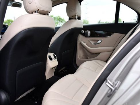 Used 2019 Mercedes-Benz C 300 4MATIC Sedan image 16