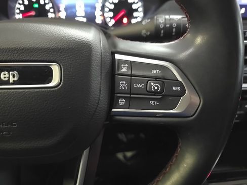 Used 2022 Jeep Compass Trailhawk w/ Trailhawk Convenience Group AWD/4WD image 21