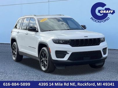 Used 2024 Jeep Grand Cherokee Altitude