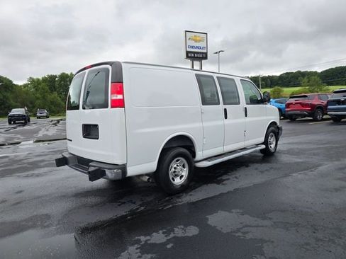 Used 2023 Chevrolet Express 2500 w/ Driver Convenience Package image 4