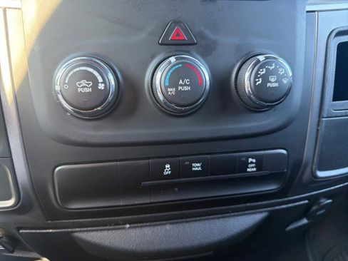 Used 2024 RAM 1500 Classic Warlock image 30