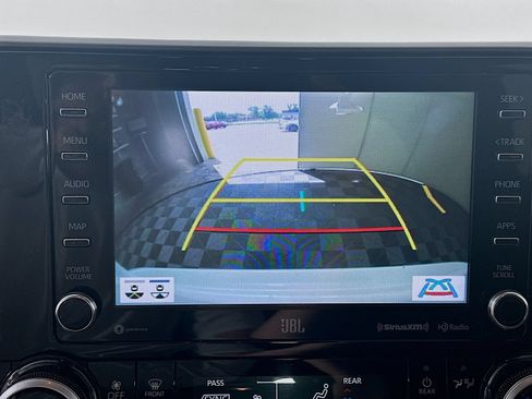 Used 2020 Toyota Highlander Limited AWD/4WD image 14