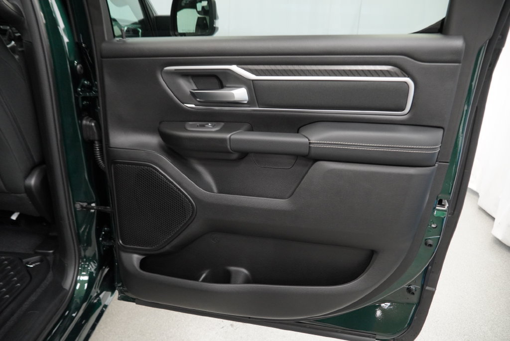 New 2026 RAM 1500 Big Horn AWD/4WD image 31
