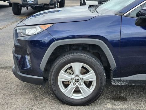 Used 2021 Toyota RAV4 XLE w/ Convenience Package image 8