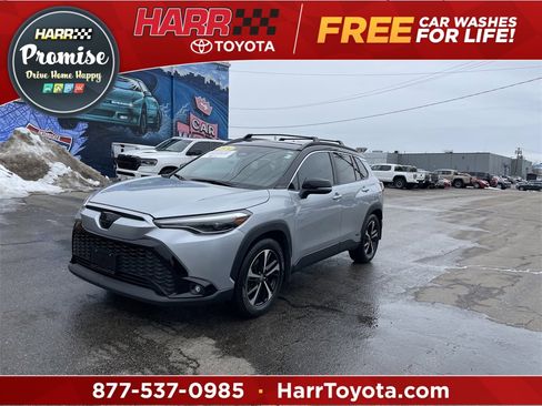 Used 2024 Toyota Corolla Cross XSE w/ Convenience Package image 1
