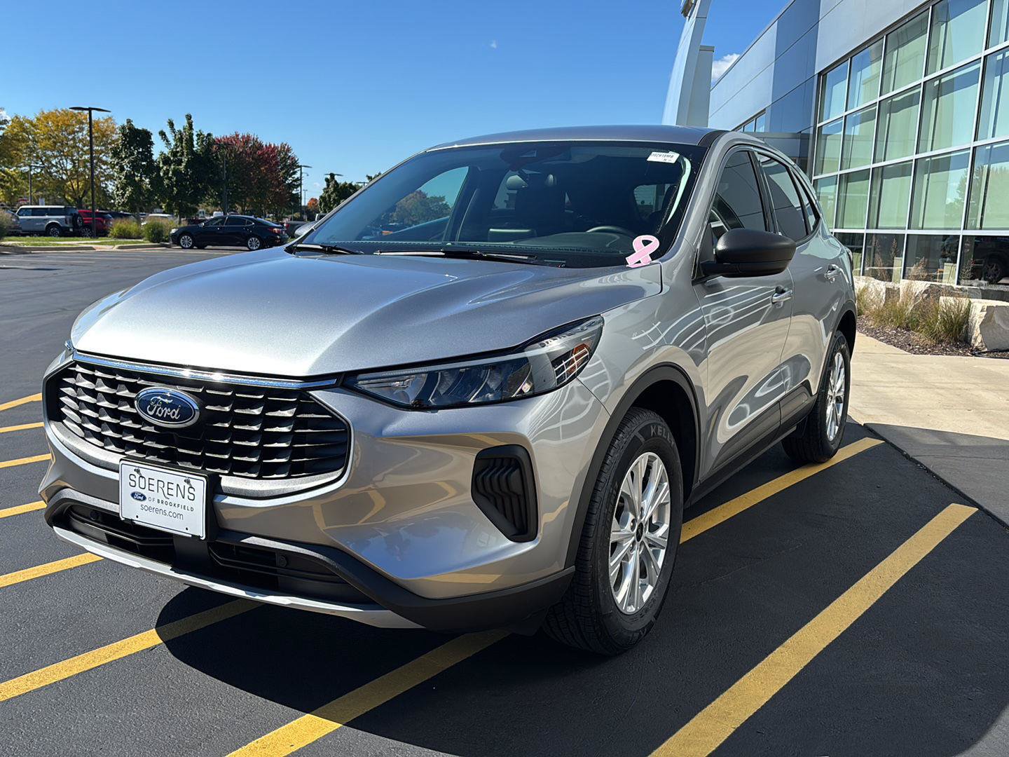 Certified 2024 Ford Escape Active AWD/4WD image 3