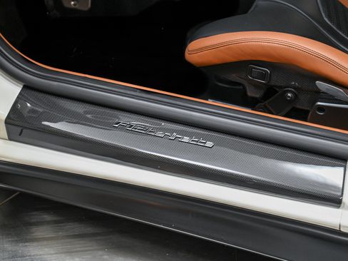 Used 2015 Ferrari F12 Berlinetta image 29