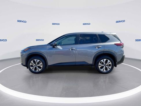 Used 2022 Nissan Rogue SV FWD image 5