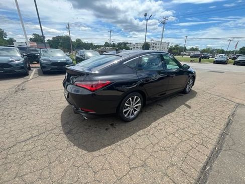 Used 2025 Acura Integra FWD image 15