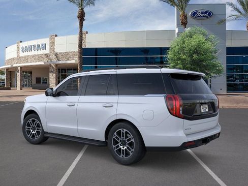 New 2026 Ford Expedition Active image 4