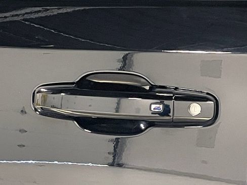 Used 2020 Chevrolet Silverado 1500 LT Trail Boss image 19