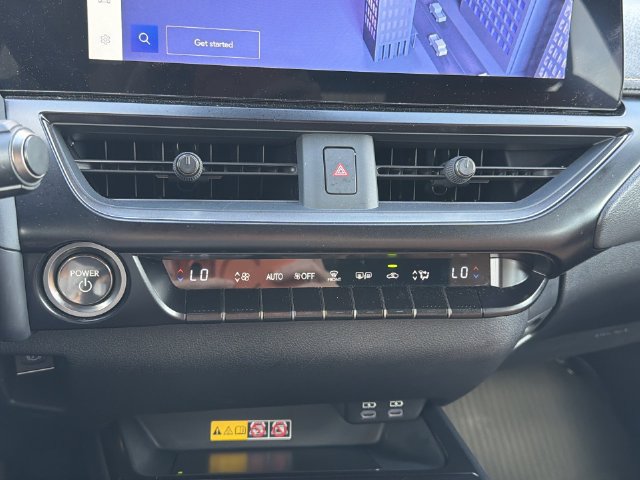 Used 2023 Lexus UX 250h AWD w/ Premium Package image 22