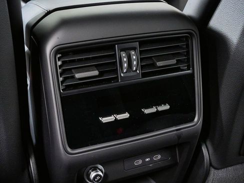 New 2026 Porsche Cayenne S AWD/4WD image 22