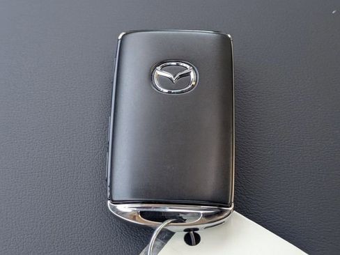 New 2025 MAZDA MAZDA3 2.5 Turbo Sedan w/Premium Plus image 29