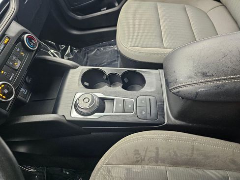Used 2022 Ford Escape S AWD/4WD image 27