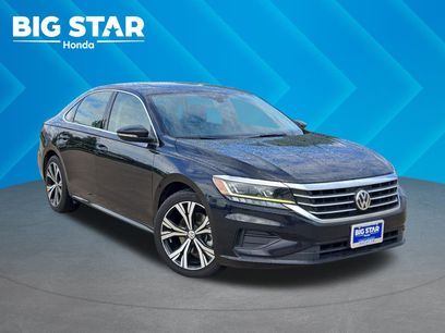 Used 2021 Volkswagen Passat 2.0T SE
