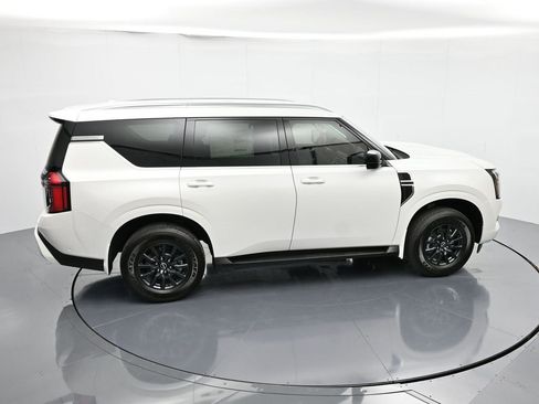 New 2026 Nissan Armada SV image 39