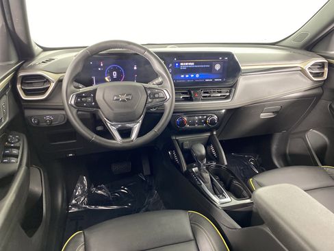 Used 2024 Chevrolet TrailBlazer ACTIV image 18