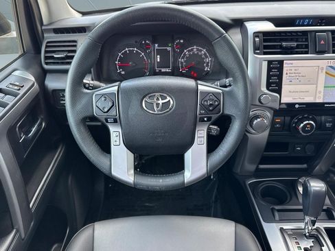 Used 2021 Toyota 4Runner SR5 Premium w/ Moonroof Package AWD/4WD image 31