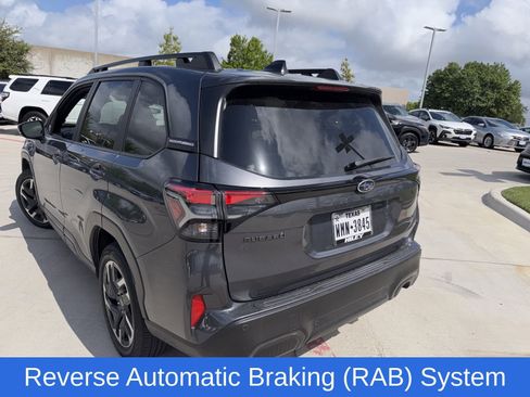 Used 2025 Subaru Forester Limited image 4