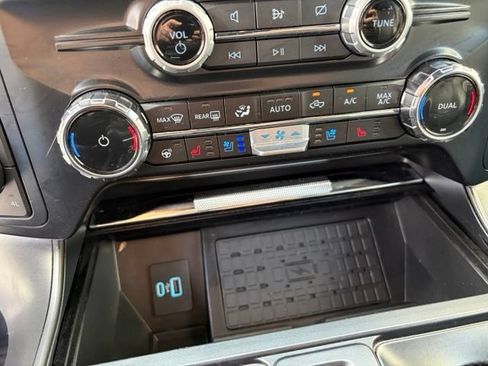 Used 2024 Ford F150 Lariat w/ Equipment Group 502A High AWD/4WD image 19