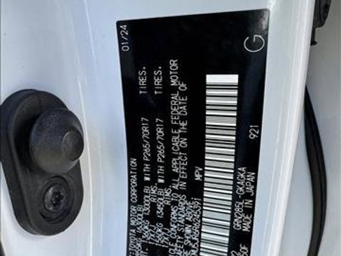 Used 2024 Toyota 4Runner SR5 image 22