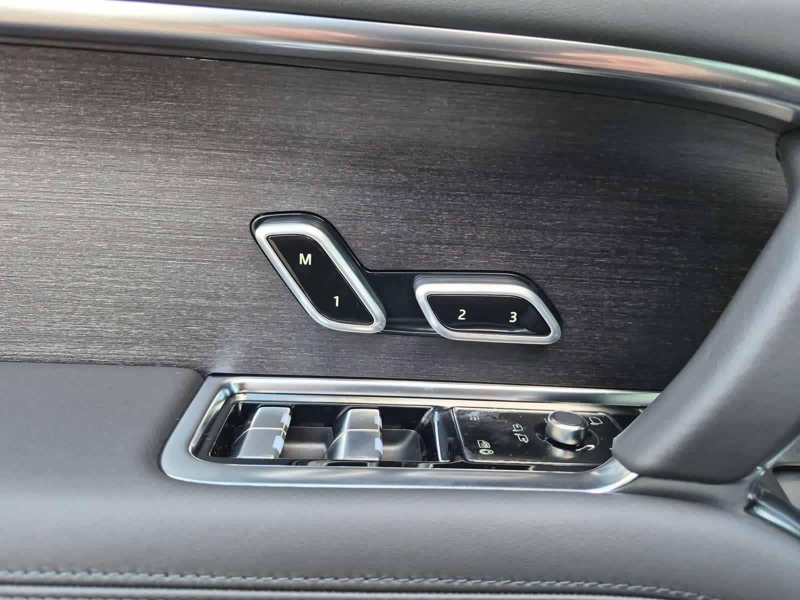 New 2027 Land Rover Range Rover SE AWD/4WD image 16