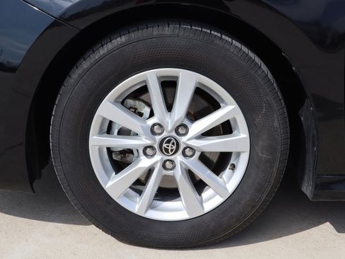 Used 2025 Toyota Camry LE image 26